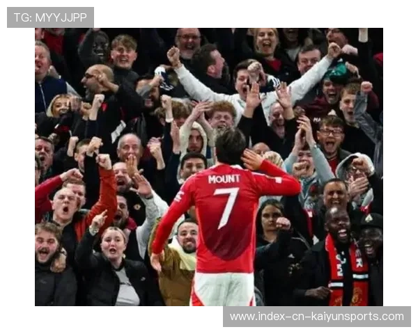 曼联球迷“留发应援”火上热搜,红魔连胜信念回归 曼联球迷“留发应援”火上热搜,红魔连胜信念回归