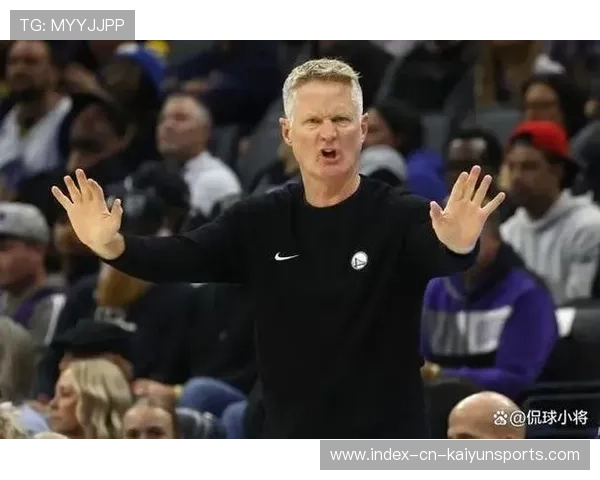 勇士内部会议超三小时:气氛异常凝重 勇士内部会议超三小时:气氛异常凝重