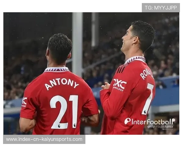 曼联巧谋未来：围绕C罗式的商业价值与进球能力打造双赢引援策略